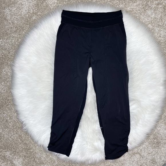 Lululemon Dance Studio Crop II Unlined Pants Black - Picture 1 of 10